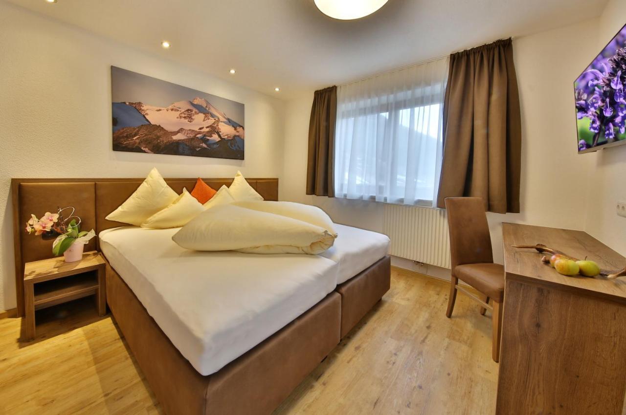 Hotel Garni Fiegl Apart Sölden Cameră foto